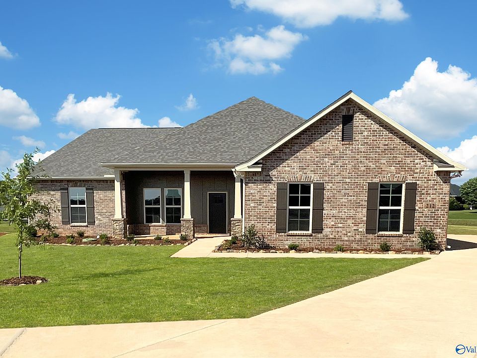 1st image of 212 Nellie Faye Ln
