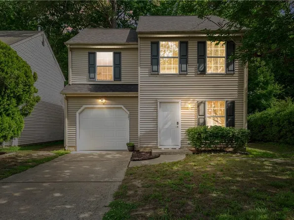 321 Windy Ridge Ln, Newport News, VA 23602