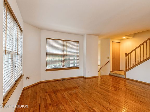 4th image of 34426 N Barberry Ct