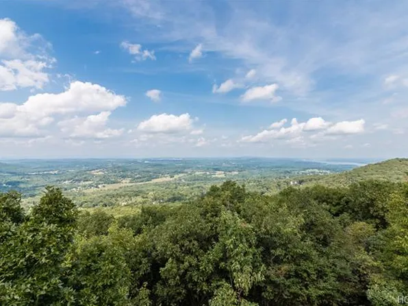 9-19 Ethel Dr, Highland Mills, NY 10930