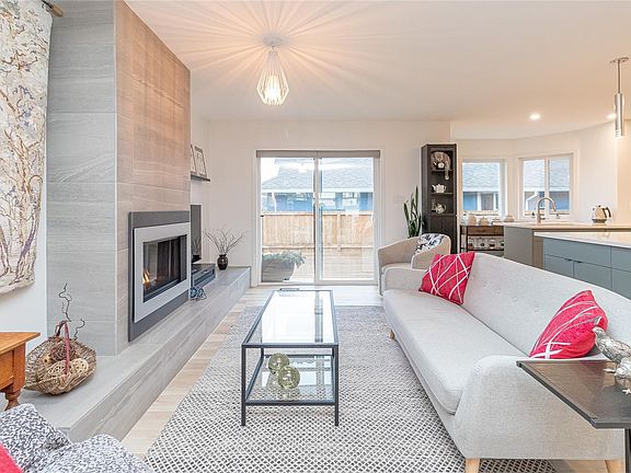 4th image of 6012 Columbine Rd