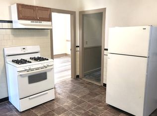 16 Chestnut Hill Ave #1RIGHT, Cranston, RI 02920