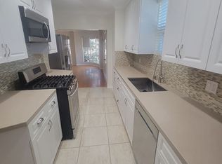 v902, Venice, CA 90291