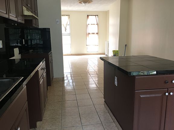 5th image of 326 Malcolm X Blvd #3Y
