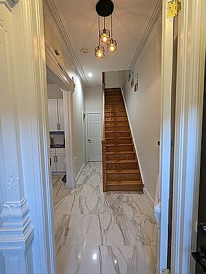 1st image of 243 Vernon Ave #2