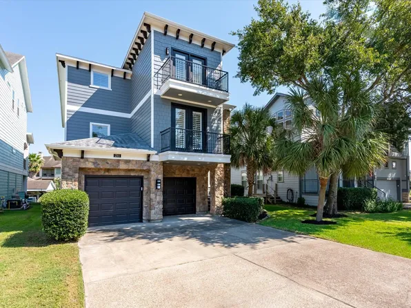 211 Valmar St, Kemah, TX 77565