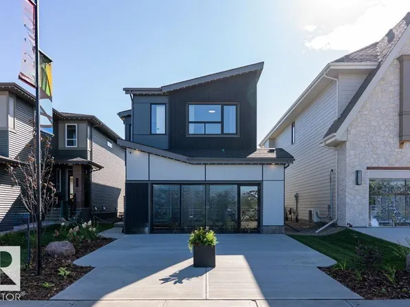 6906 57th Ave, Beaumont, AB T4X 2A4