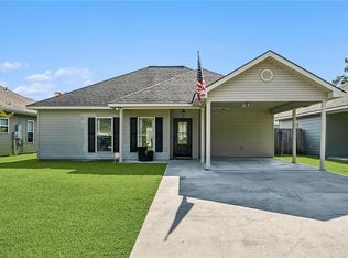 40312 Skylar Ln, Ponchatoula, LA 70454