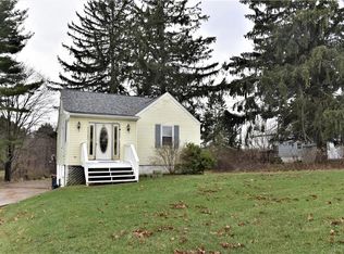 520 Beekman Rd, Hopewell Junction, NY 12533