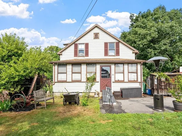 32 Ward St, Tewksbury, MA 01876