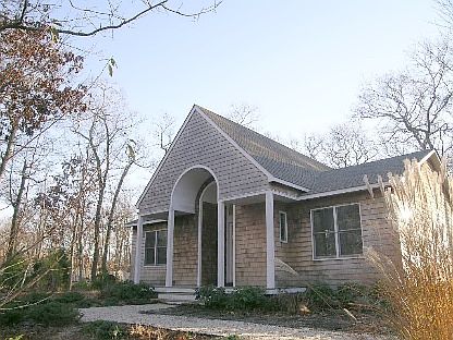3rd image of 26 Winterberry Ln