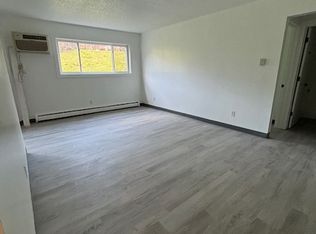 595 Wagner Dr #4, Battle Creek, MI 49017