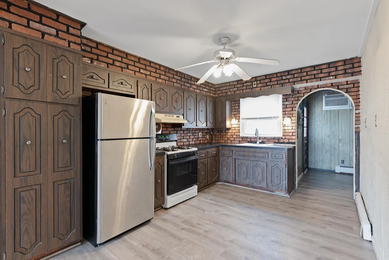 4 bed, 1736 sqft, $3,500 — Photo 3