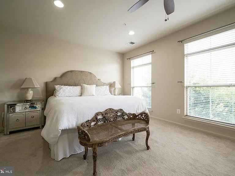 7822 Tilghman St — Photo 14