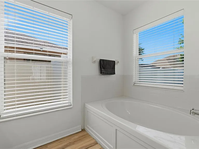 19406 Sunset Bay Dr — Photo 25