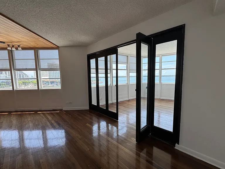 905 Brickell Bay Dr #928 — Photo 15