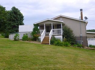 557 Potts Rd, Hookstown, PA 15050