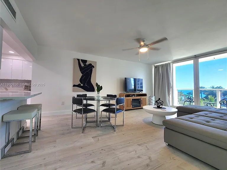 3505 S Ocean Dr #515 — Photo 8