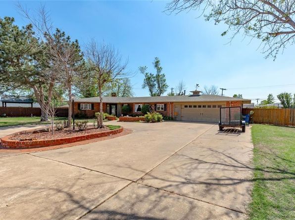 1314 S 10th St, Kingfisher, OK 73750
