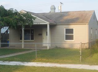 818 S Middleboro Ave, Mishawaka, IN 46544
