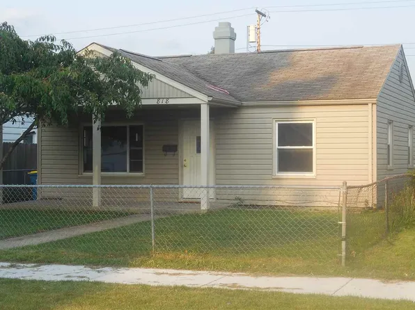 818 S Middleboro Ave, Mishawaka, IN 46544