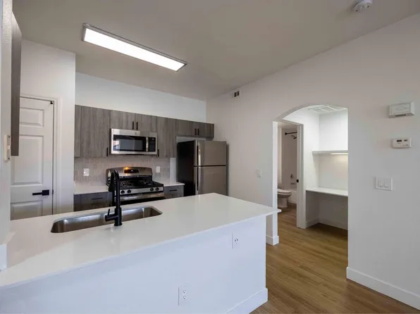 Cyan at Green Valley