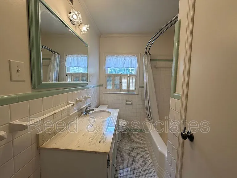 2520 Moore Rd — Photo 12