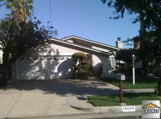 19609 Leadwell St, Reseda, CA 91335