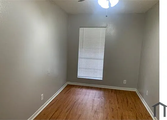 2650 McFaddin St #10 — Photo 8