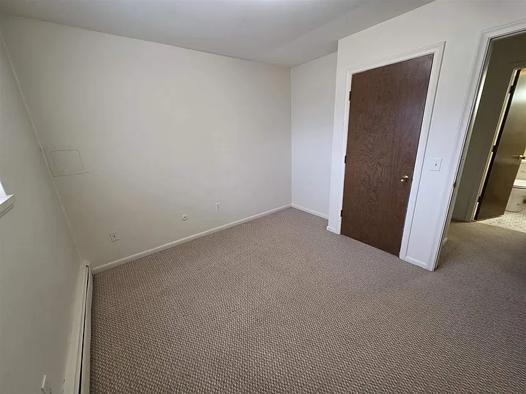 709 Jackson St #1 — Photo 8