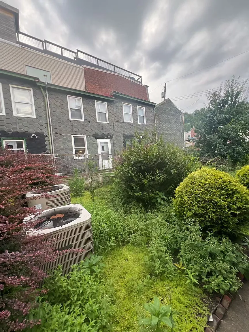 125 S 12th St #1B photo 1