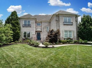 8642 Woodland Point, Mason, OH 45040