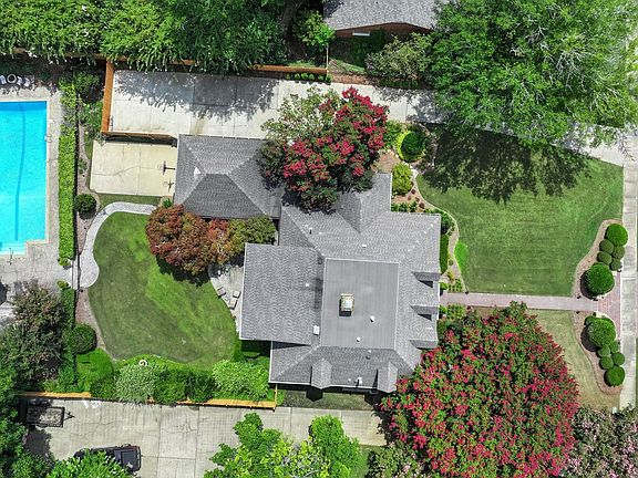 4th image of 2147 Vaughn Ln