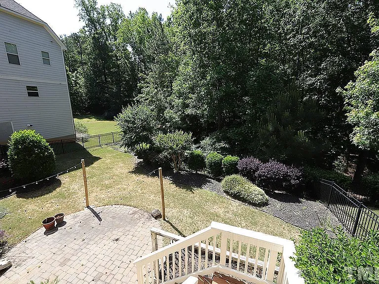 824 Laurel Garden Way — Photo 23