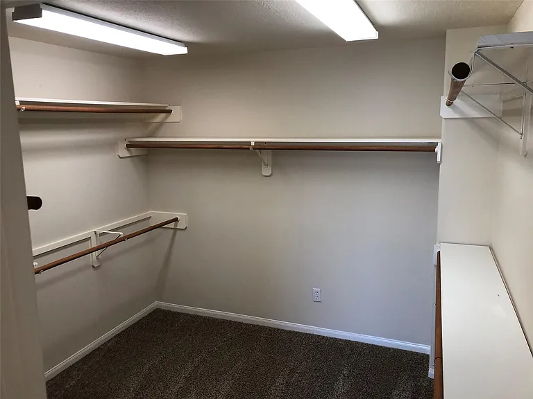 1602 Candleston Ln — Photo 20