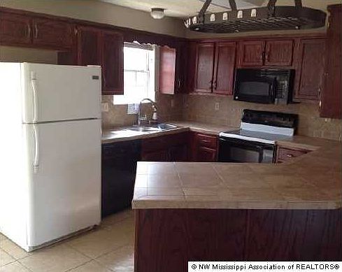 5th image of 7294 Jennifer Dr