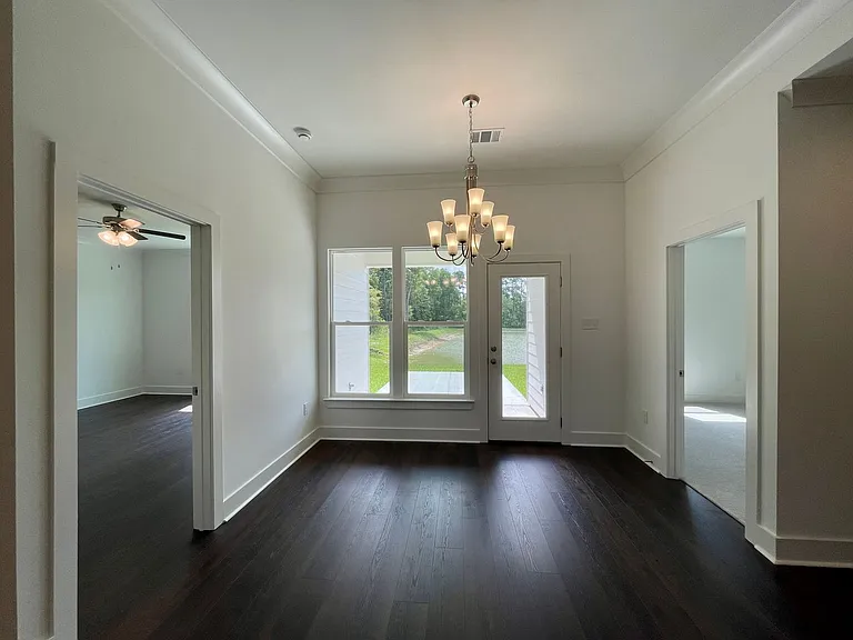 9674 Brookfield Ave — Photo 5