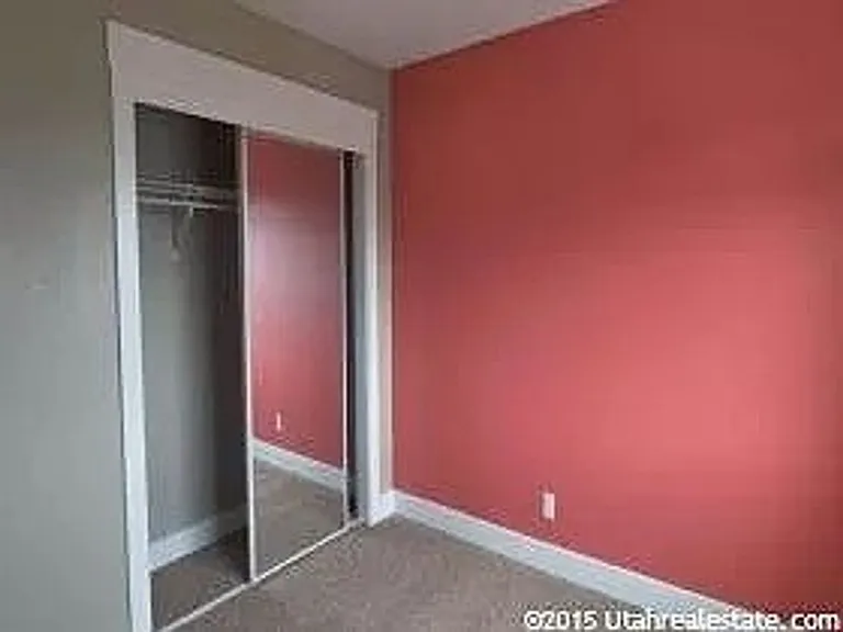 2741 N Garden Dr — Photo 12