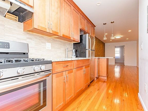 2nd image of 762 Classon Ave #3A