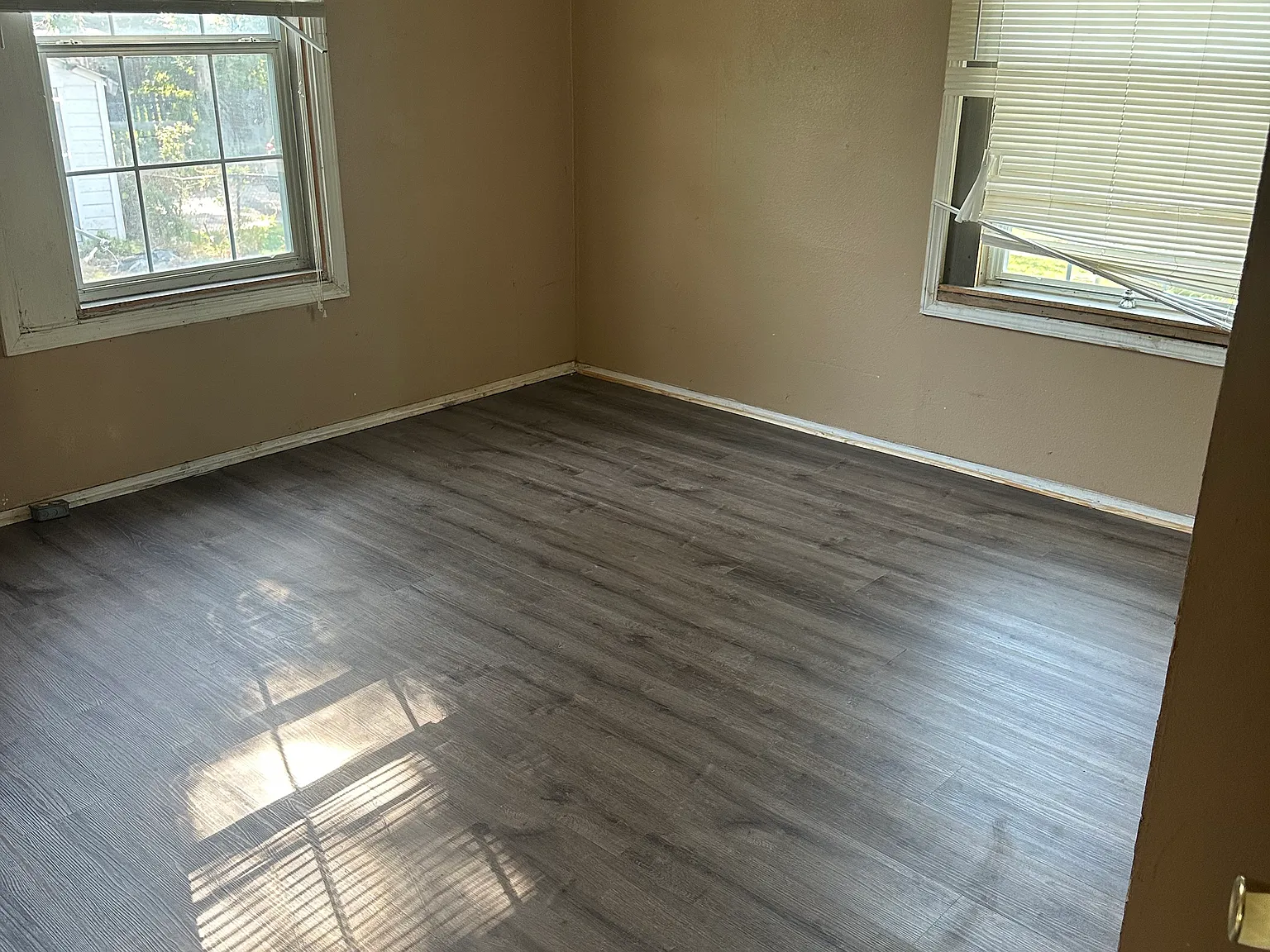 2 bed, 900 sqft, $750 — Photo 3