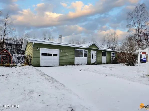 7040 Tall Spruce Dr, Anchorage, AK 99502