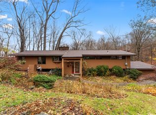 7 Out Post Rd, Katonah, NY 10536