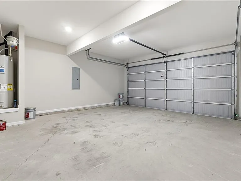 334 Melody Ln — Photo 22