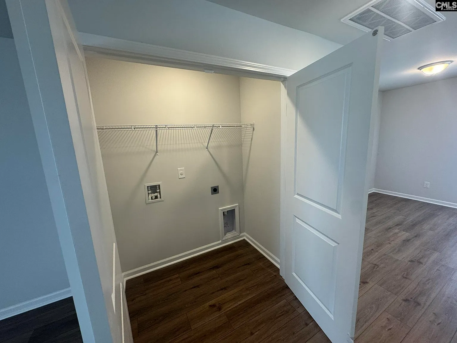 3 bed, 1250 sqft, $1,825 — Photo 3