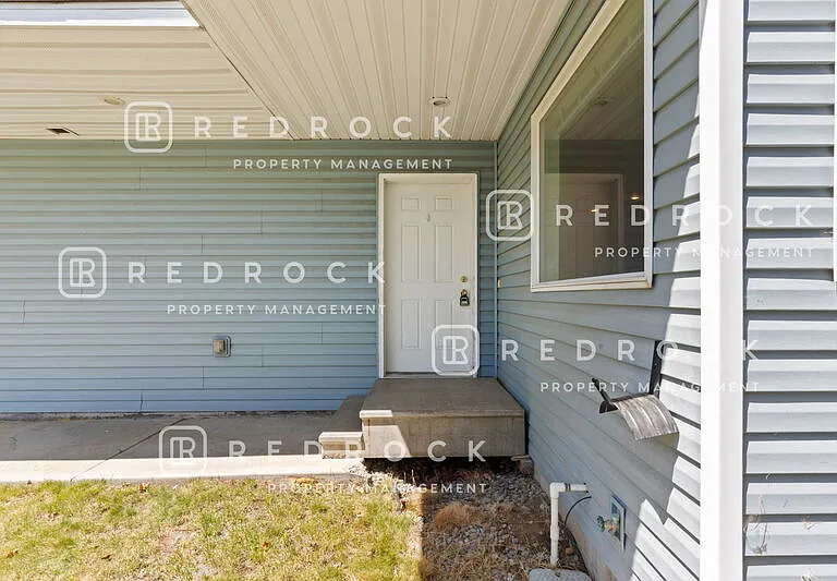 12306 W 9th Ave — Photo 4
