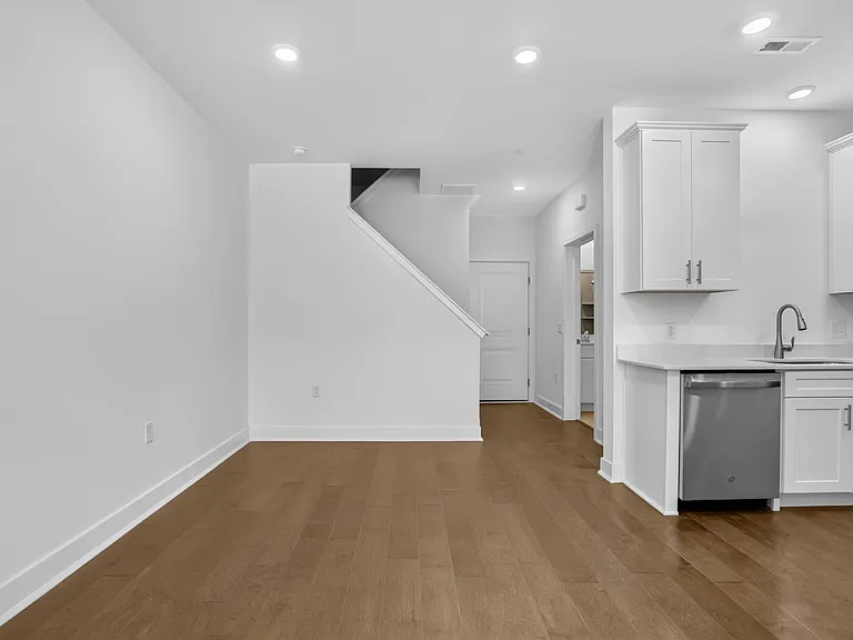 161 Leona Stewart Ln — Photo 2