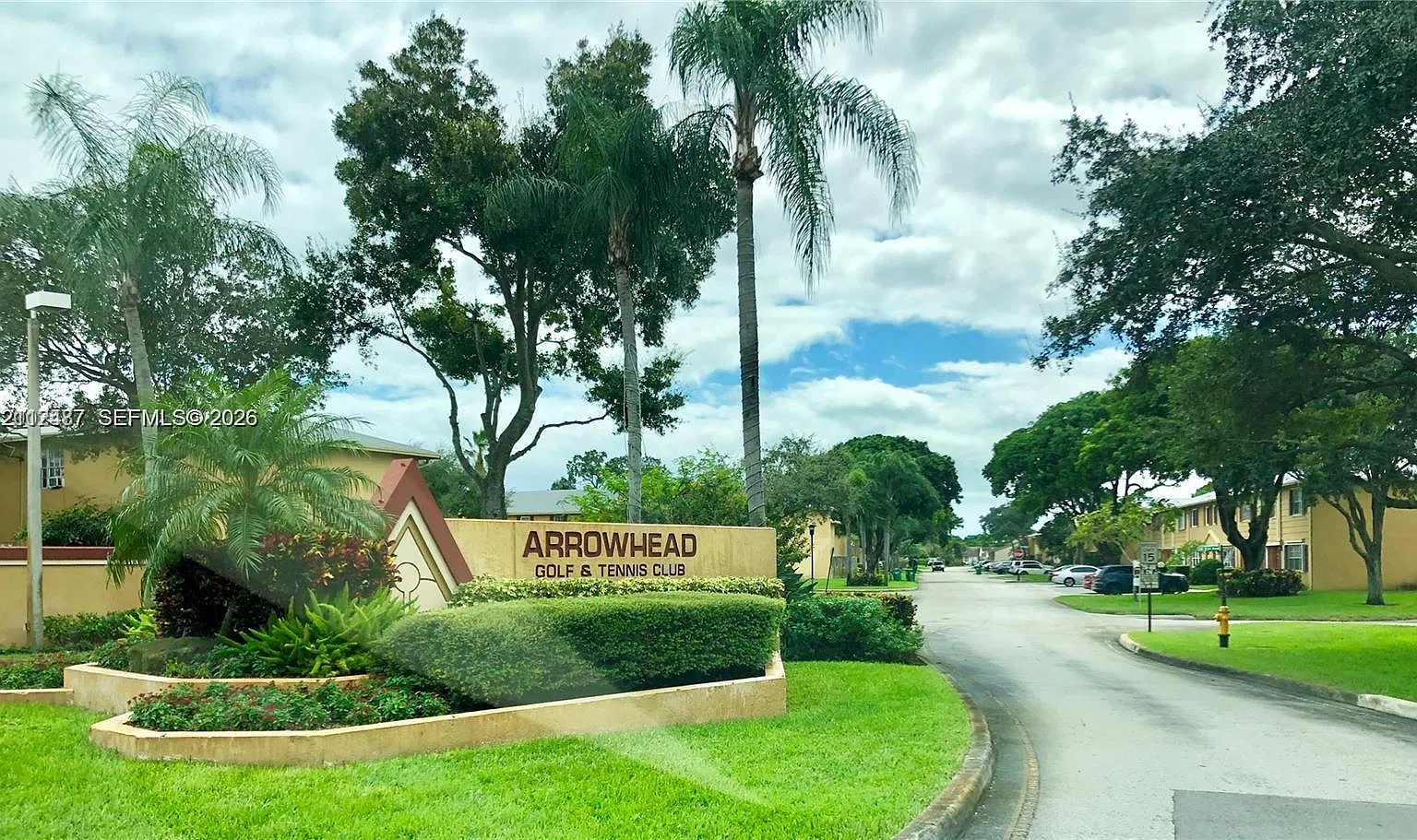 Arrowhead Golf & Tennis C — Photo 2