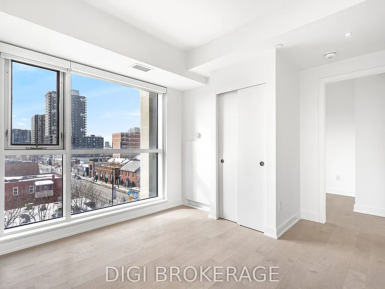 560 Rideau St #703 — Photo 21