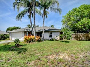 1315 Skylark Ln, Lantana, FL 33462
