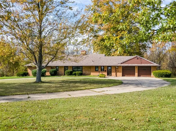 13690 W 130th St, Strongsville, OH 44136